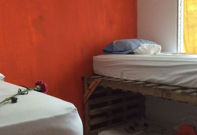Hostel Babel