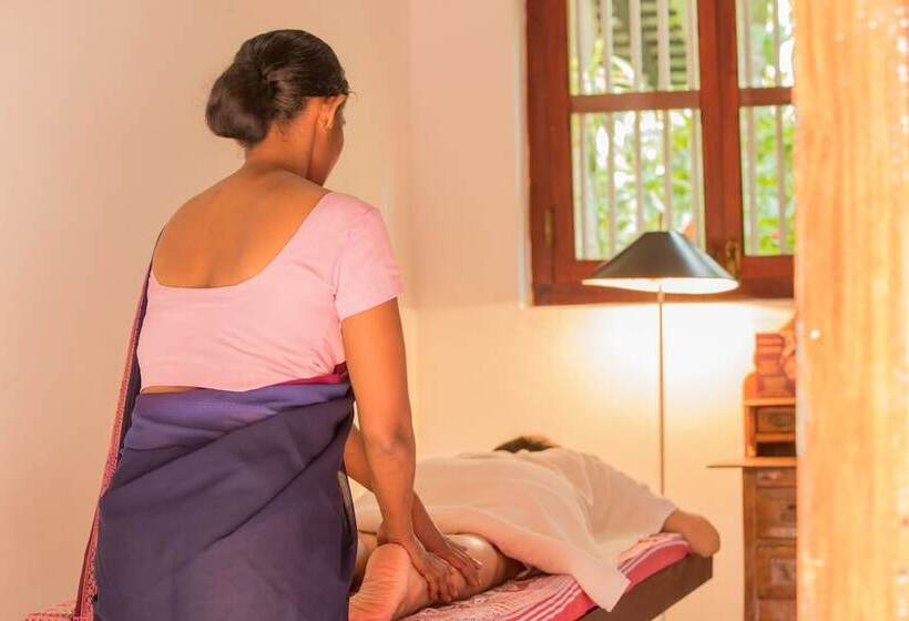 Отель Apa Villa Illuketia