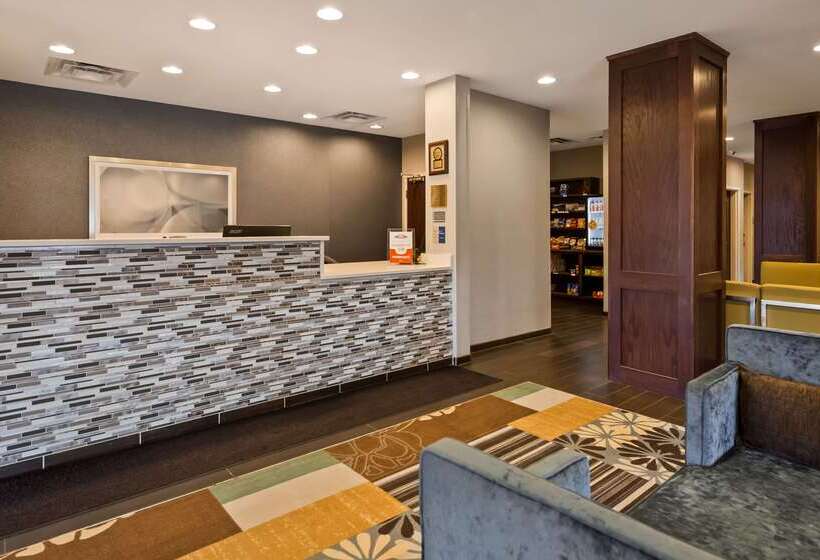 فندق Best Western Plus Boardman Inn & Suites