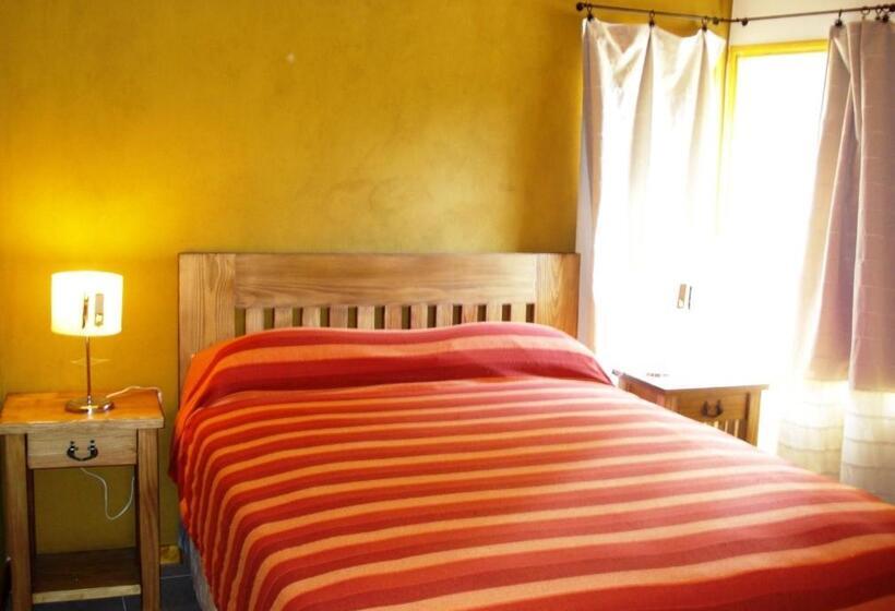 هتل Cabañas Monte Coiron