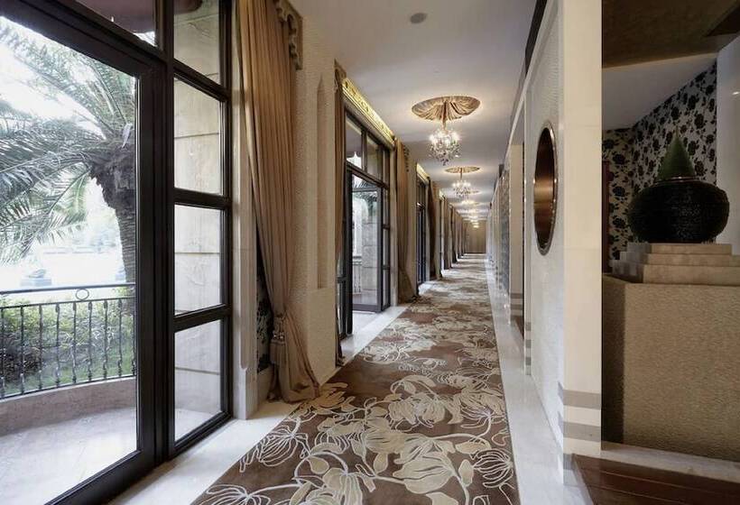 Hotel Chateau Star River Shanghai Minhang