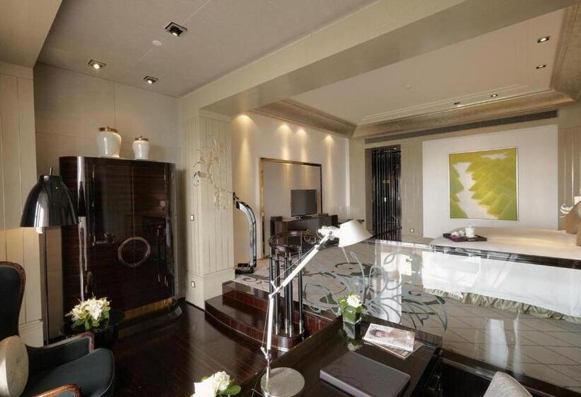 Hotel Chateau Star River Shanghai Minhang