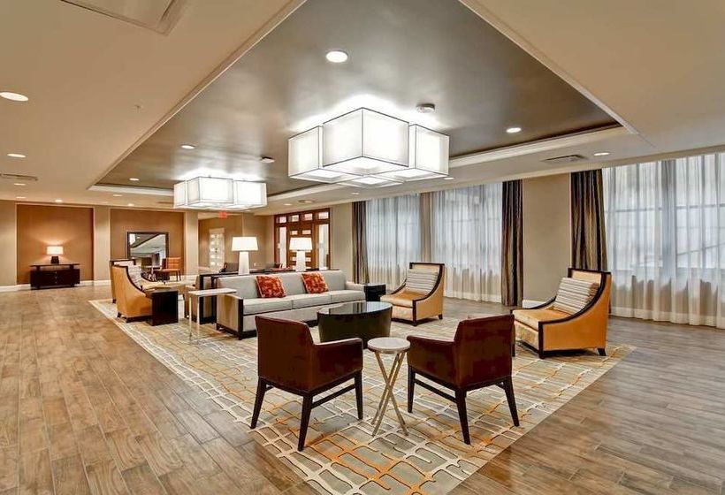 هتل Hampton Inn & Suites Cincinnatidowntown