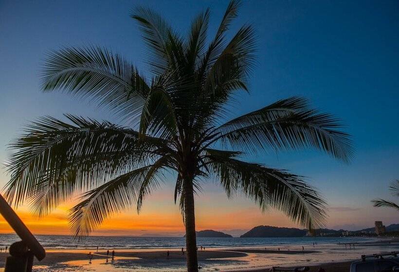 هتل Jaco Laguna Resort & Beach Club