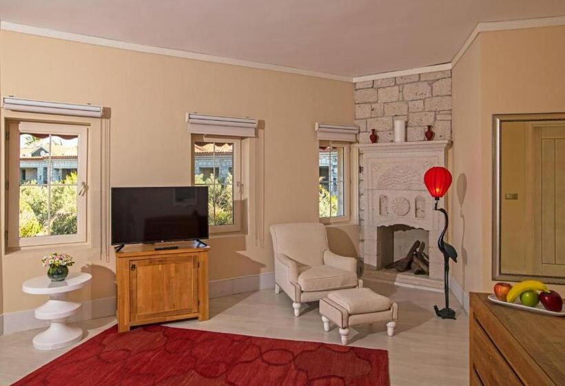 هتل Alaçatı Beach Resort