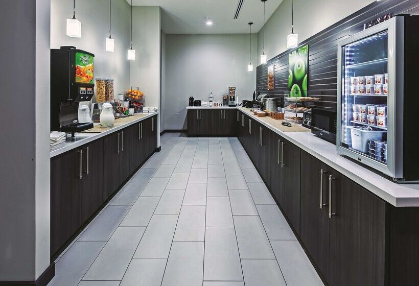 فندق La Quinta By Wyndham Claremore