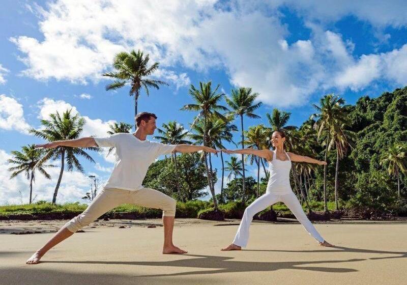 هتل Nanuku Resort Fiji