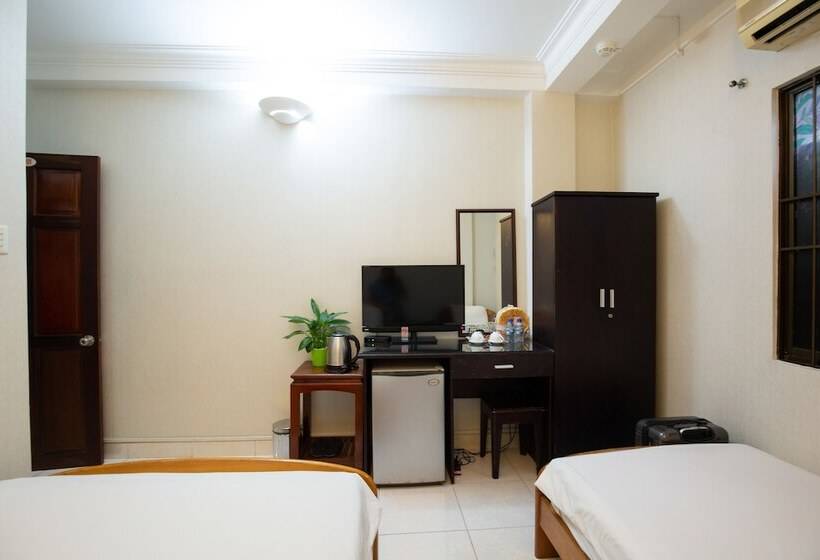 هتل Phan Lan 2