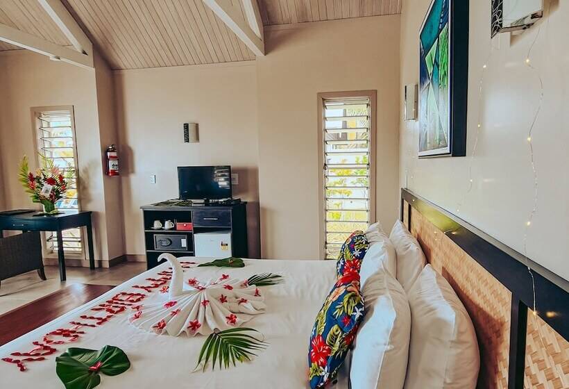 هتل Saletoga Sands Resorts