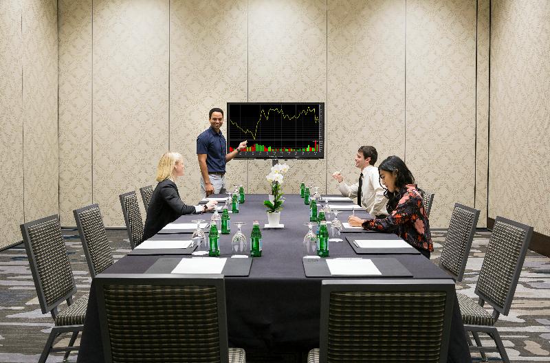 Отель Sonesta Bee Cave Austin Hill Country