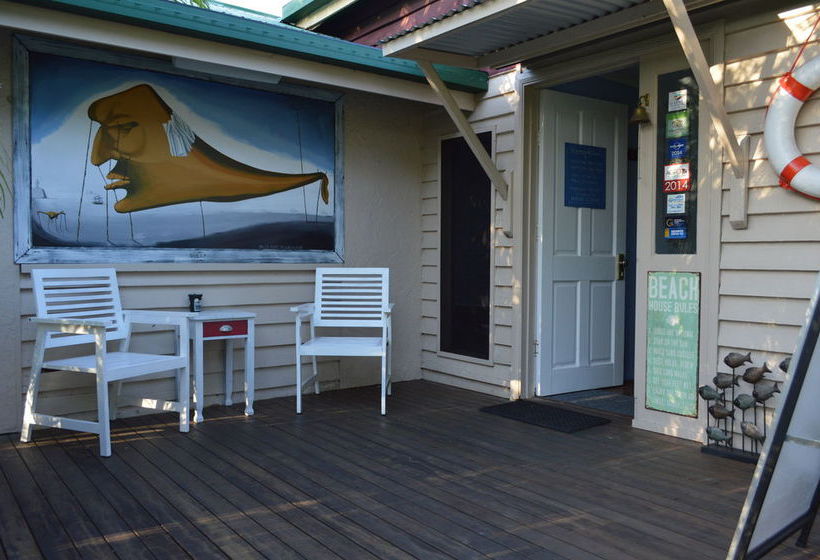 The Lovely Cottages Country Retreat