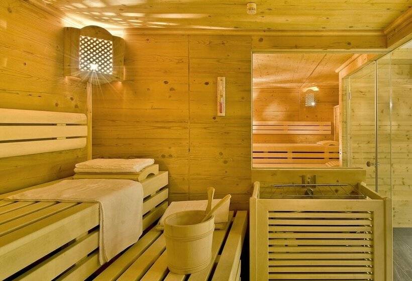 Quality Hosts Arlberg Hotel Garni Mössmer