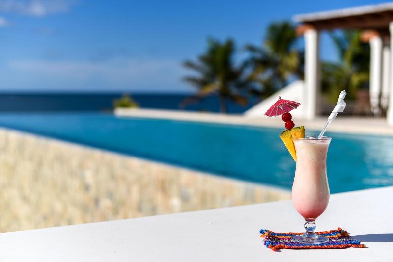 استراحتگاه Las Verandas Hotel & Villas