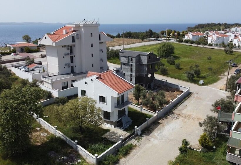 Adaya Karşı Otel