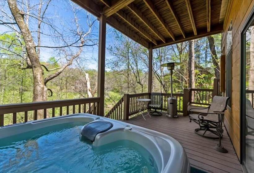 Alessandras   Beautiful Rustic Chic Riverfront Cabin Fireplace Pet Friendly