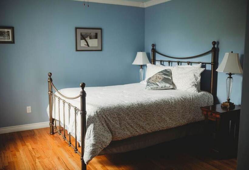 مبيت وإفطار Carriage House Inn Four And A Half Stars