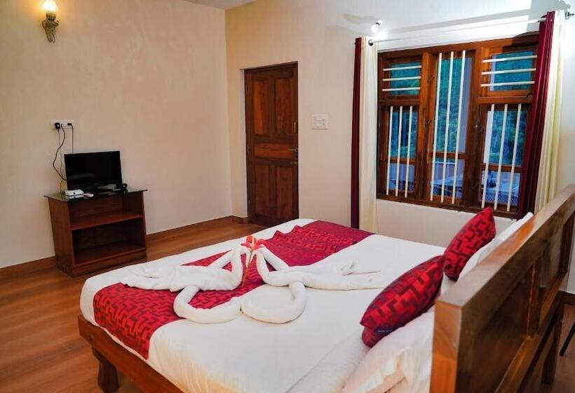 住宿加早餐  Deva Maani Coorg Nature Holiday