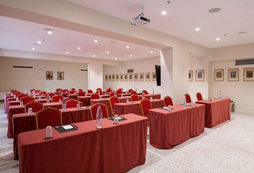 Brown Beach Chalkida Kosher Resort, A Member Of Brown Hotels