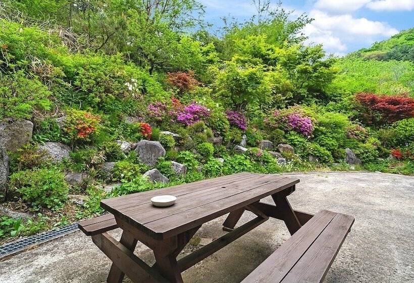 Gapyeong Yeheaden Pension