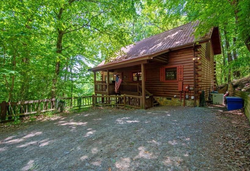 Hilltop Hideaway   Endearing Mountain Cabin With Hot Tub Foosball Pet Friendly