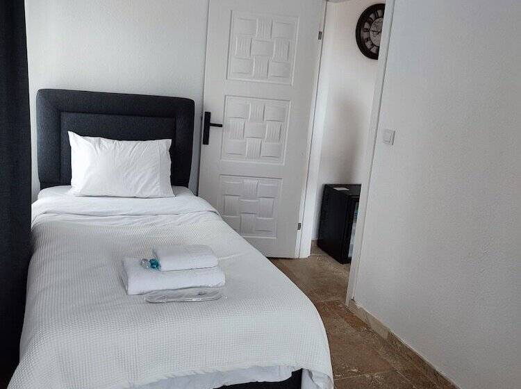 مسافرخانه İmroz Begonvil