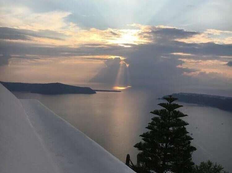 هتل Caldera S Majesty