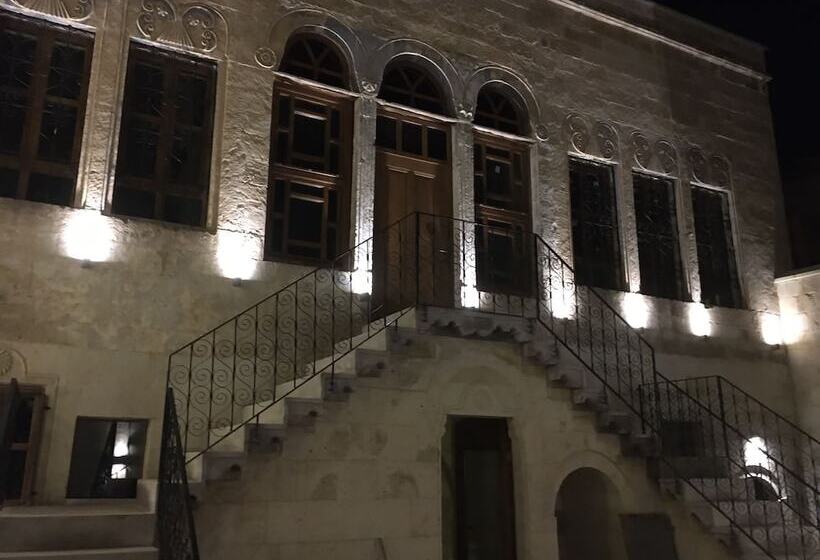هتل Evanthia Cave Suites