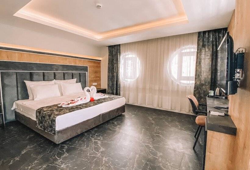 هتل Four Sides Bodrum Airport