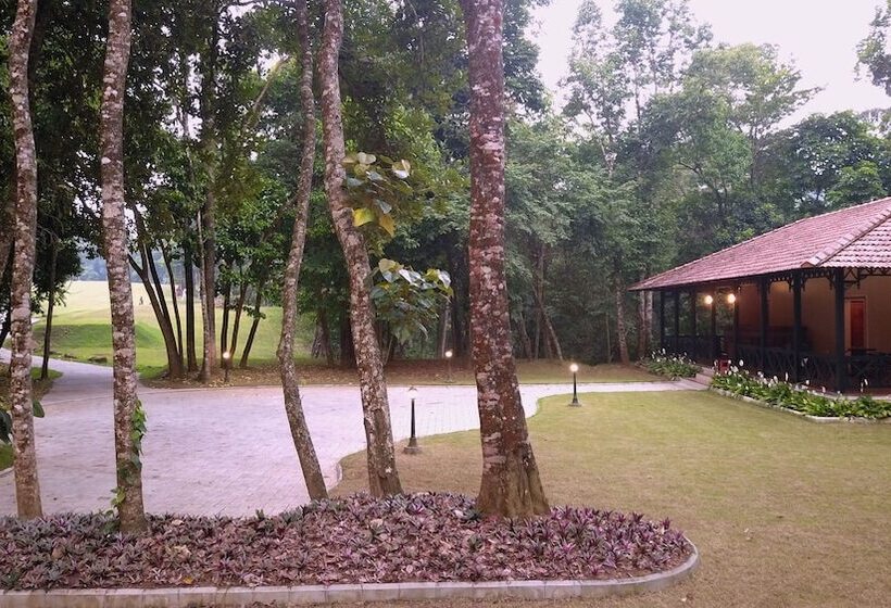 酒店 Montrose Golf Resort & Spa