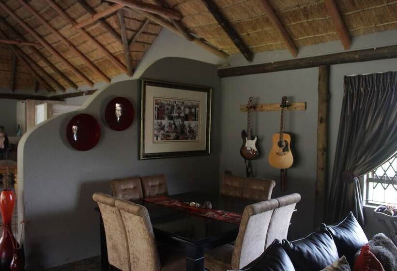 호텔 Mthembuskloof Country Lodge