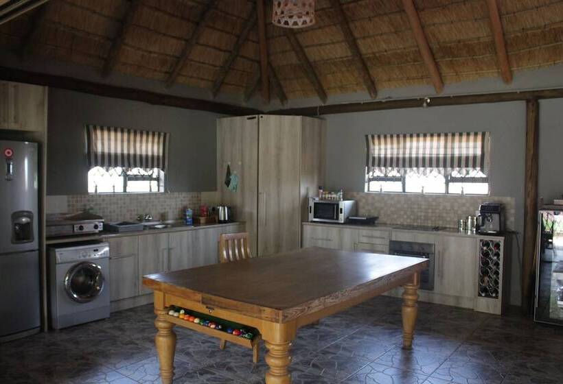 호텔 Mthembuskloof Country Lodge