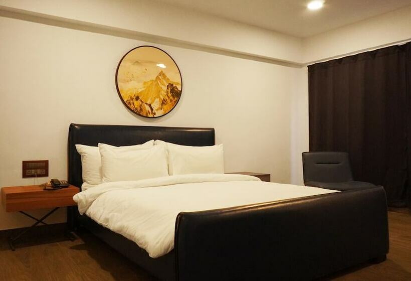 Отель Shanti Resorts