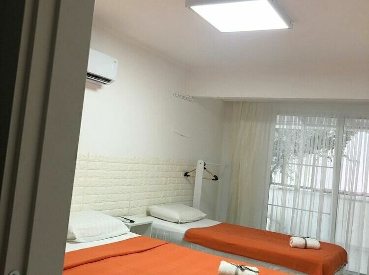 בית מלון כפרי White Suite Rooms