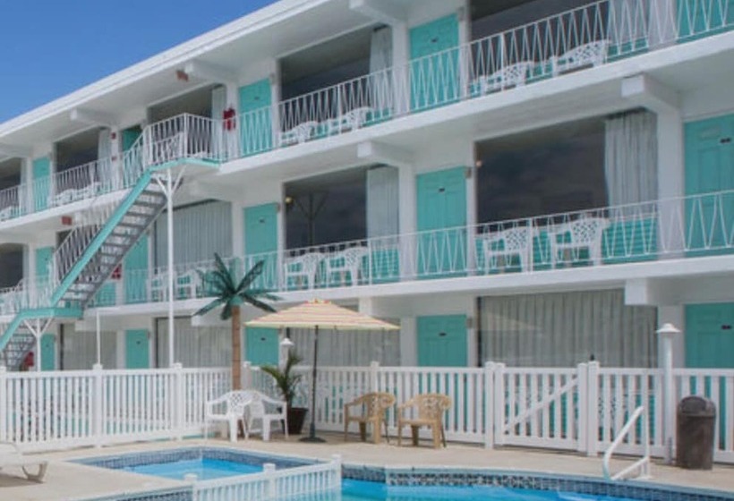 Island Breeze Motel