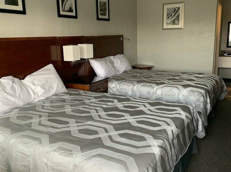 汽车旅馆  Maple Tree Inn
