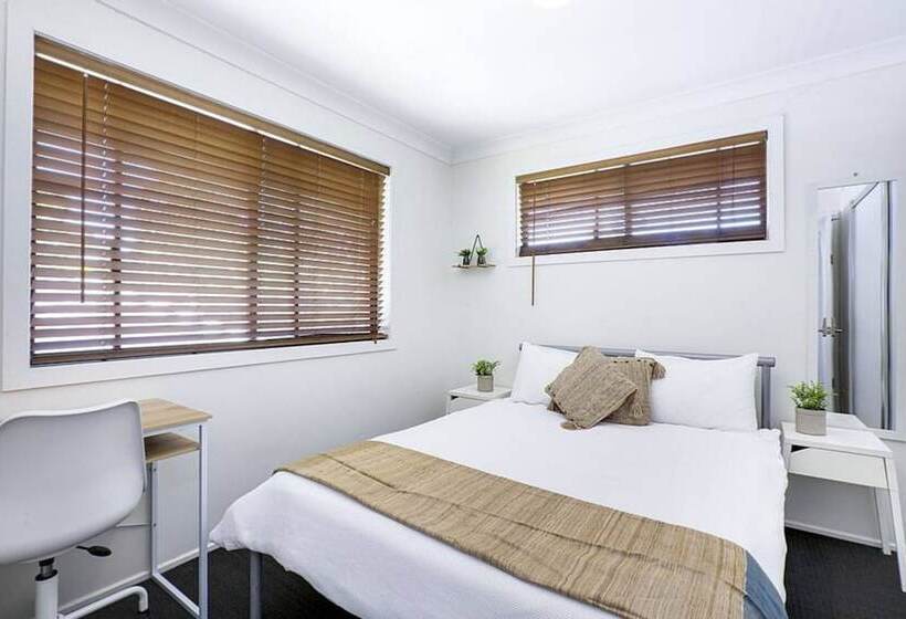 بنسيون Bright Private Room In Pleasant Ashmore