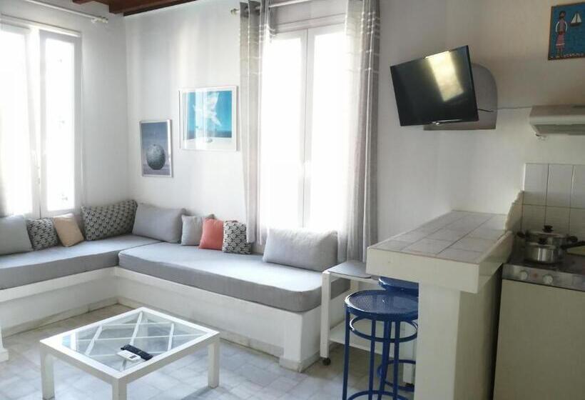 پانسیون She Mykonos  Luxury Apartments