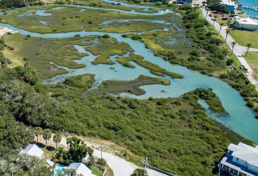 Tin Shed Revival Cabin