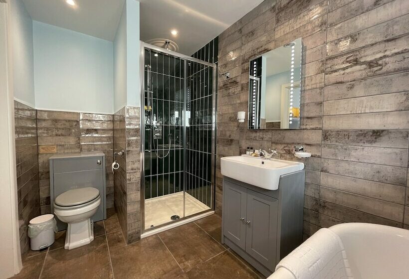 مبيت وإفطار Moorview House