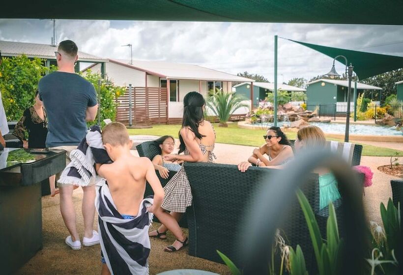 בית מלון כפרי Darwin Resort