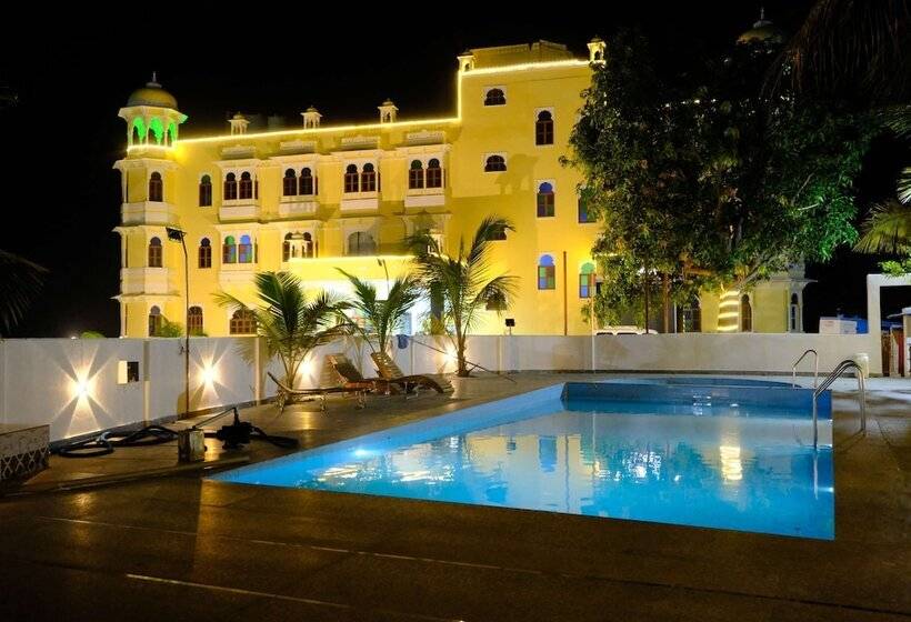 فندق Doongar Fort Gurukripa Hilltop Resorts