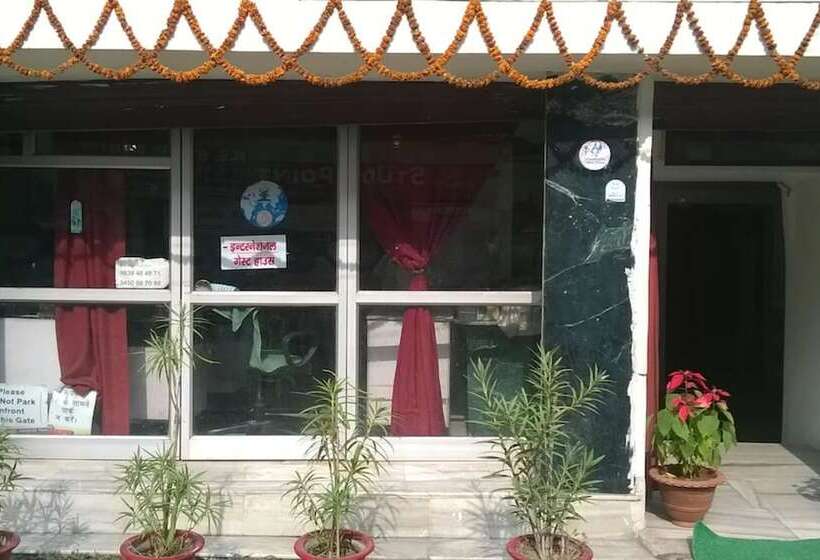 酒店 Goroomgo International Guest   Gorakhpur