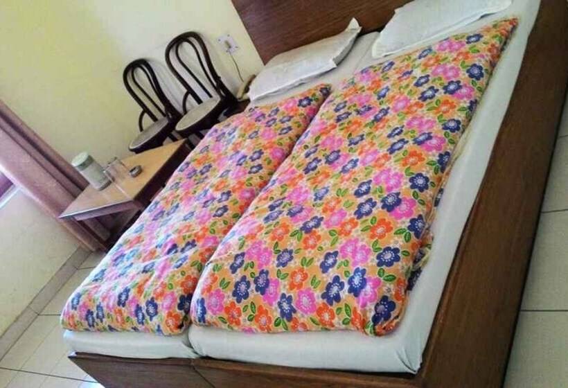 בית מלון כפרי Goroomgo Lalit Homestay Almora