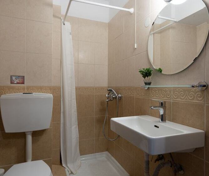 בית מלון כפרי Grekas