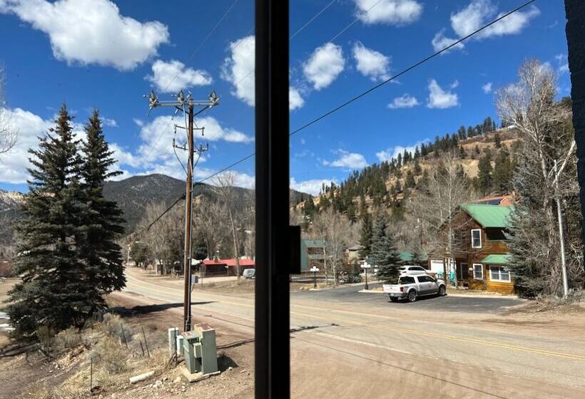 فندق Mountain View Lodge