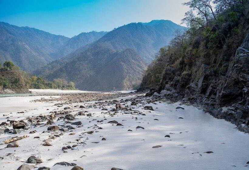 ホテル Oneness Rishikesh By Ganga Kinare  A Luxury Wilderness Resort