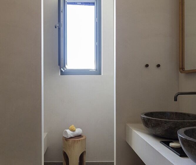 בית מלון כפרי Phos Milos