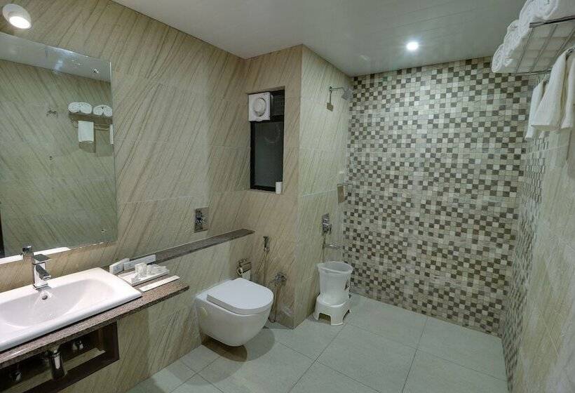 Отель Pride Divine Resort Somnath