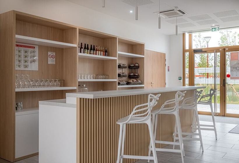 酒店 The Originals Boutique Hôtel Amiens Sud
