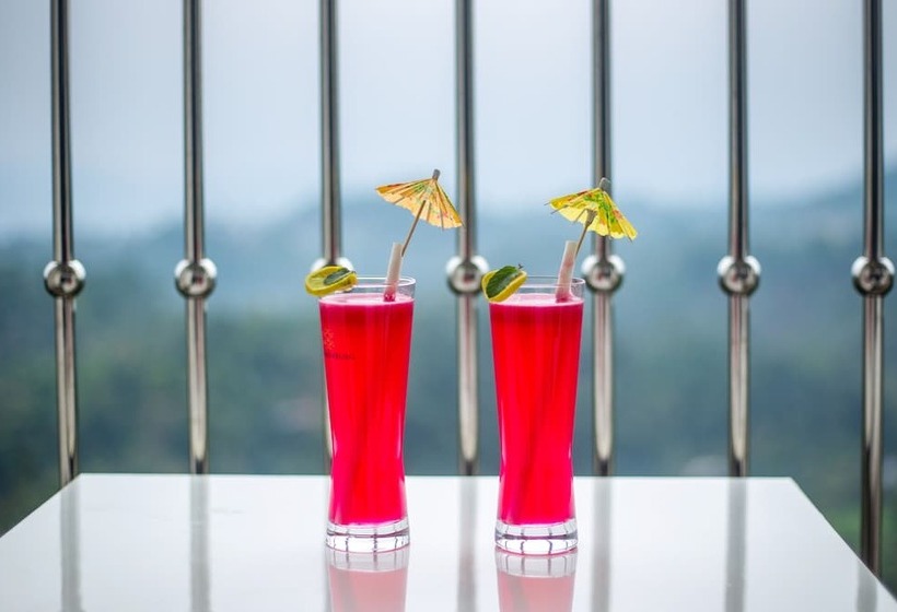 فندق Wolkenburg Resort And Spa